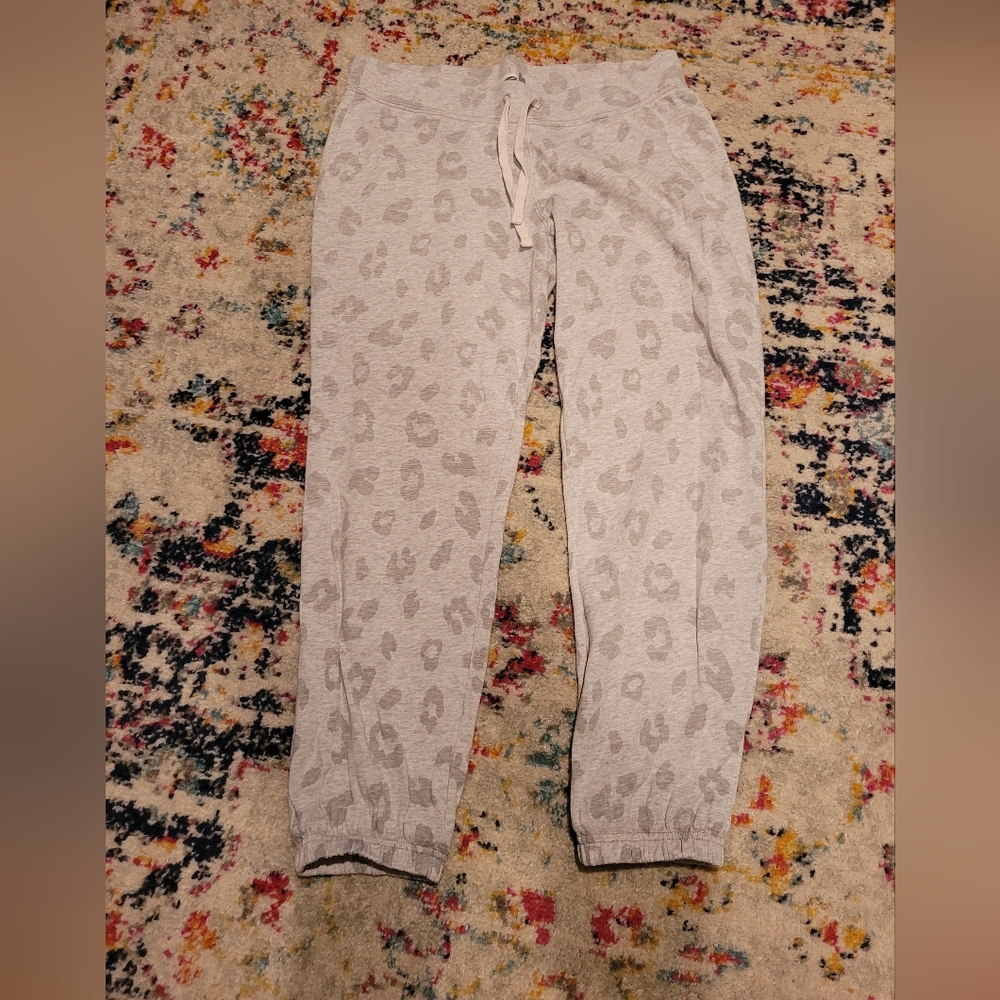 Old Navy grey leopard print sweat pants,  size M
